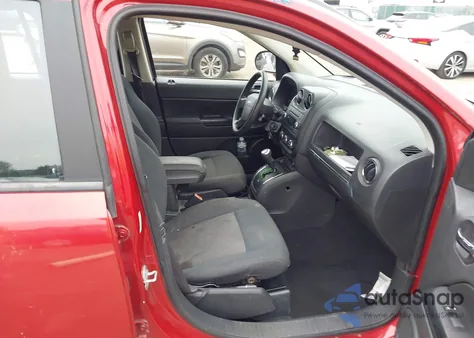 2010 Jeep Compass Sport из США, поврежденный, VIN 1J4NF4FB6AD611580